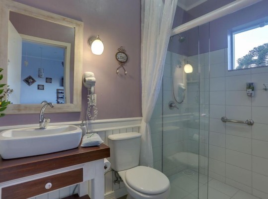 Banheiro amplo - Conforto - Urubici | Serra Catarinense