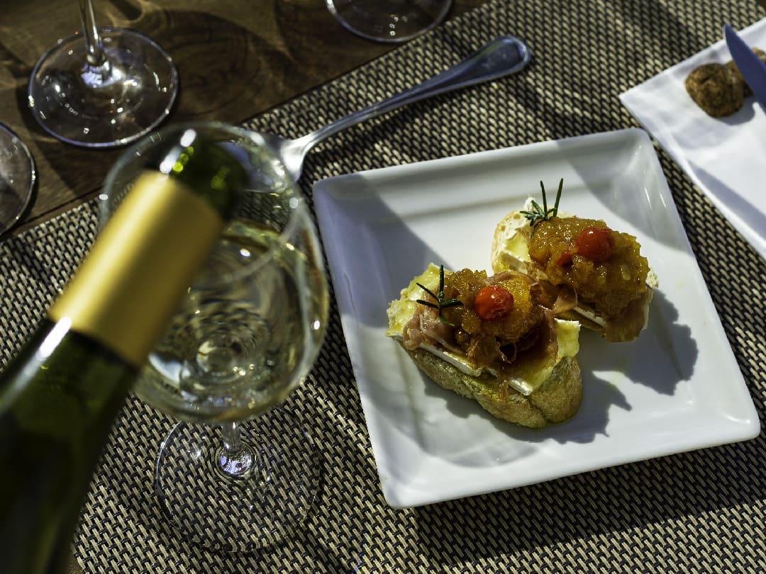 Vinícolas com almoço harmonizado e experiências gastronômicas